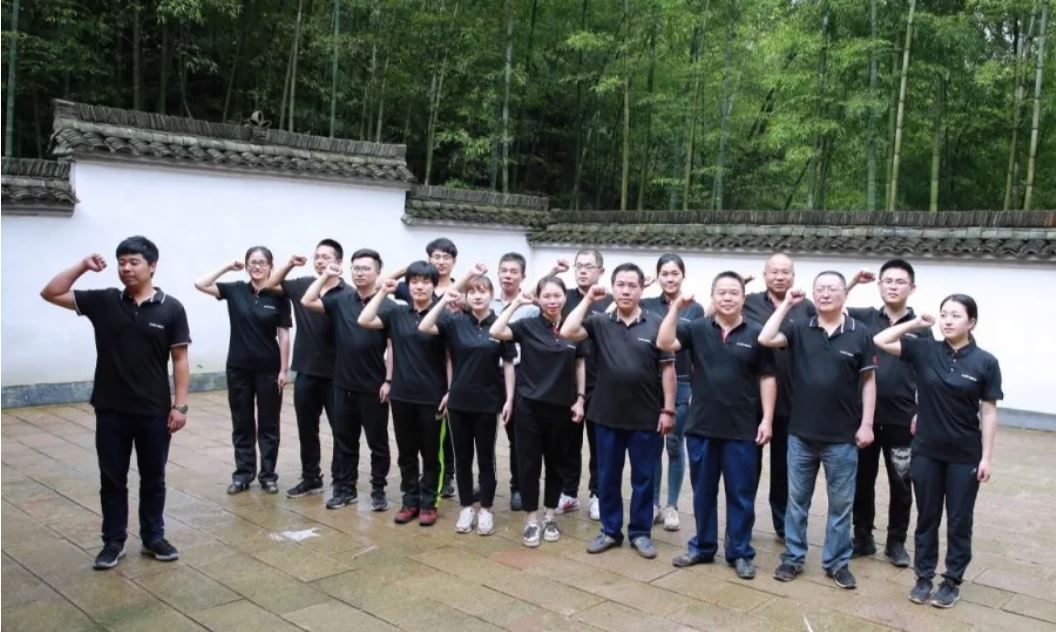 高端拉床,專用機床,內拉床,外拉床,數(shù)控機床,自動化生產線,工業(yè)機器人,拉床,拉刀,自動化
