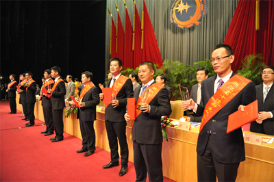 高端拉床,專用機床,內拉床,外拉床,數(shù)控機床,自動化生產線,工業(yè)機器人,拉床,拉刀,自動化