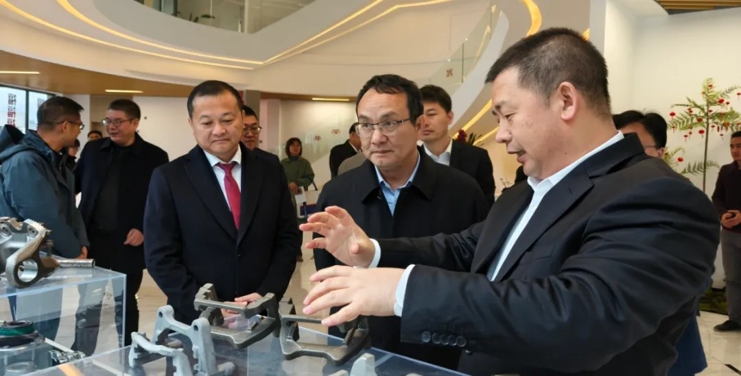 拉床,拉刀,自動化,高端拉床,專用機(jī)床,內(nèi)拉床,外拉床,數(shù)控機(jī)床,自動化生產(chǎn)線,工業(yè)機(jī)器人