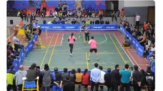 “好一記漂亮的彈跳扣殺！”第六屆暢爾杯羽毛球混合團體賽完美收官！
