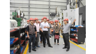 浙江省財政廳會計處副處長周克儉來暢爾調(diào)研