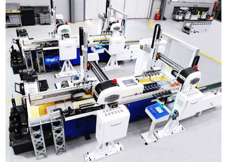 發(fā)動(dòng)機(jī)瓦蓋加工自動(dòng)線